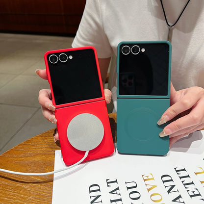 Liquid Silicone Magnetic Case For Samsung Galaxy Z Flip 7 6 5 4 3 5G ZFlip7 ZFlip6 For Magsafe Charging Lightweight Soft Cover