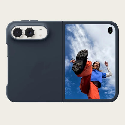 New original liquid silicone magnetic suction shell for iPhone Duo, suitable for Magsafe wireless charging protective cover