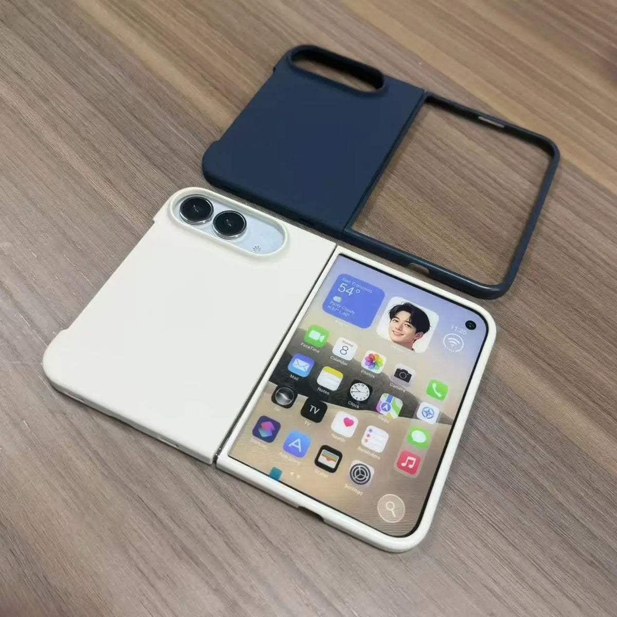 New original liquid silicone magnetic suction shell for iPhone Duo, suitable for Magsafe wireless charging protective cover