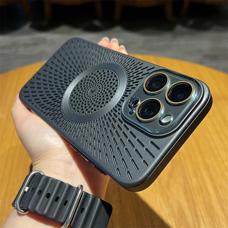 Heat dissipation mesh magnetic case - product image