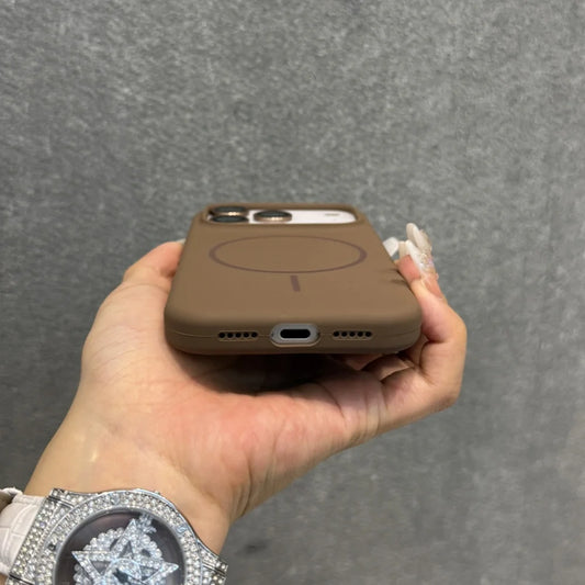 Liquid silicone magnetic wallet slot case - product image