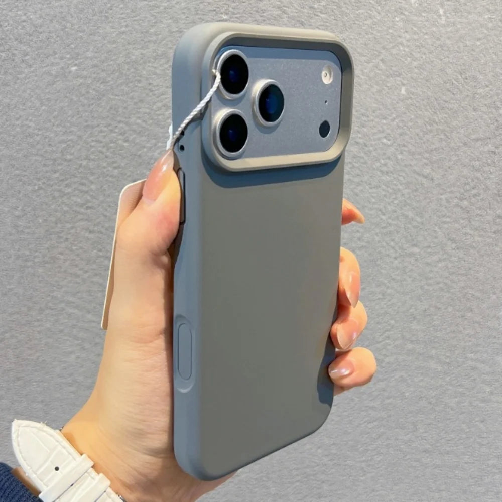 Liquid silicone magnetic wireless charging case - product image