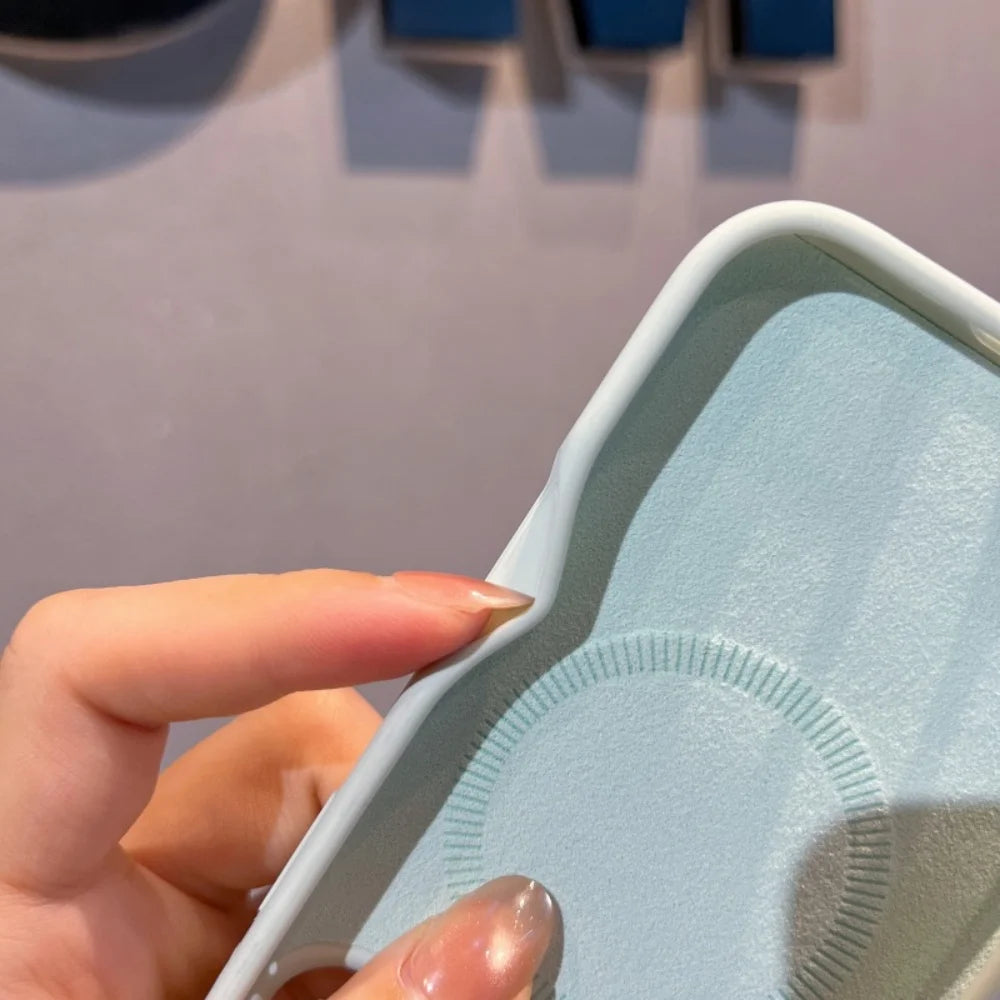 Liquid silicone magnetic wireless charging case - product image