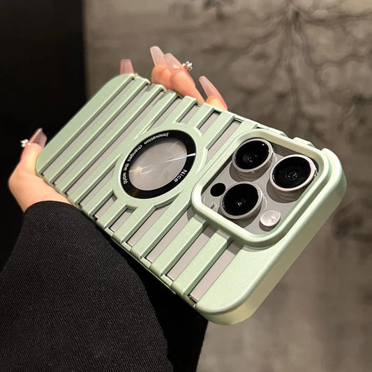 Matte metal magnetic heat dissipation case iphone - product image