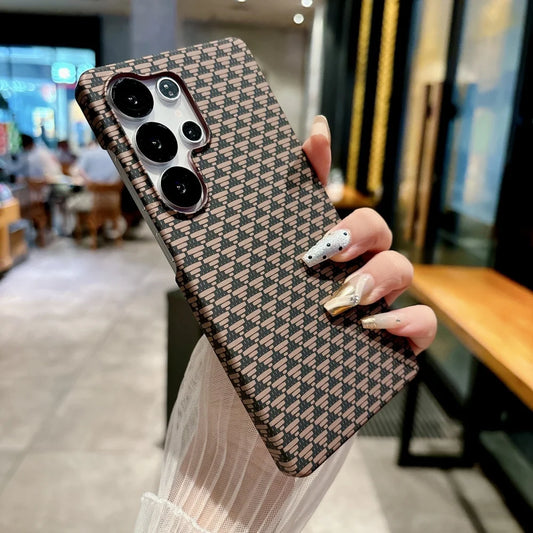 Slim carbon fiber magsafe magnetic shockproof hard case - product image